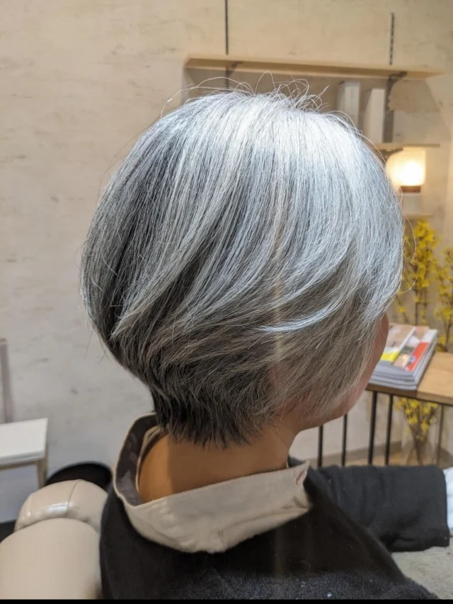 ▶︎▶︎各店舗へのご予約
トップページのリンクから
ご予約ページに繋がっております。
@she.hairsalon

▶︎豊橋、豊川、浜松市にある大人の女性のヘアサロン✨

通常の美容院とは違う
『女性だけのエイジングケア美容院』

人気の秘密をご紹介します🤫

…………………………………………………………..

【sheのこだわり】
40代からの、大人女性専門サロン
エイジングケアメニューのみで
スタイリスト歴が長い女性スタッフが、髪の悩みにお答えします！

美容院が苦手な方や、
年齢による髪の悩みにお困りの方😞
全席個室でお悩み解消いたします✨

▶︎▶︎各店舗へのご予約
トップページのリンクから
ご予約ページに繋がっております。
@she.hairsalon

▷愛知県豊橋市・東橋良店
▷愛知県・豊川店
▷静岡県浜松市・大平台店
▷静岡県浜松市・三方原店
🆕静岡県浜松市・北寺島店

▶︎▶︎求人情報
@shehairsalon_recruit

#豊川育毛 #豊橋美容院 #豊橋育毛 　
 #豊川美容院 #豊橋ヘアサロン抜け毛予防 浜松育毛 美髪 アンチエイジング  浜松美容院  薄毛 強髪